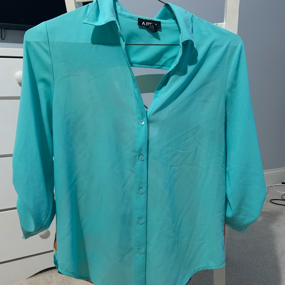 Blue 3/4 Quarter Sleeve Button Up Top